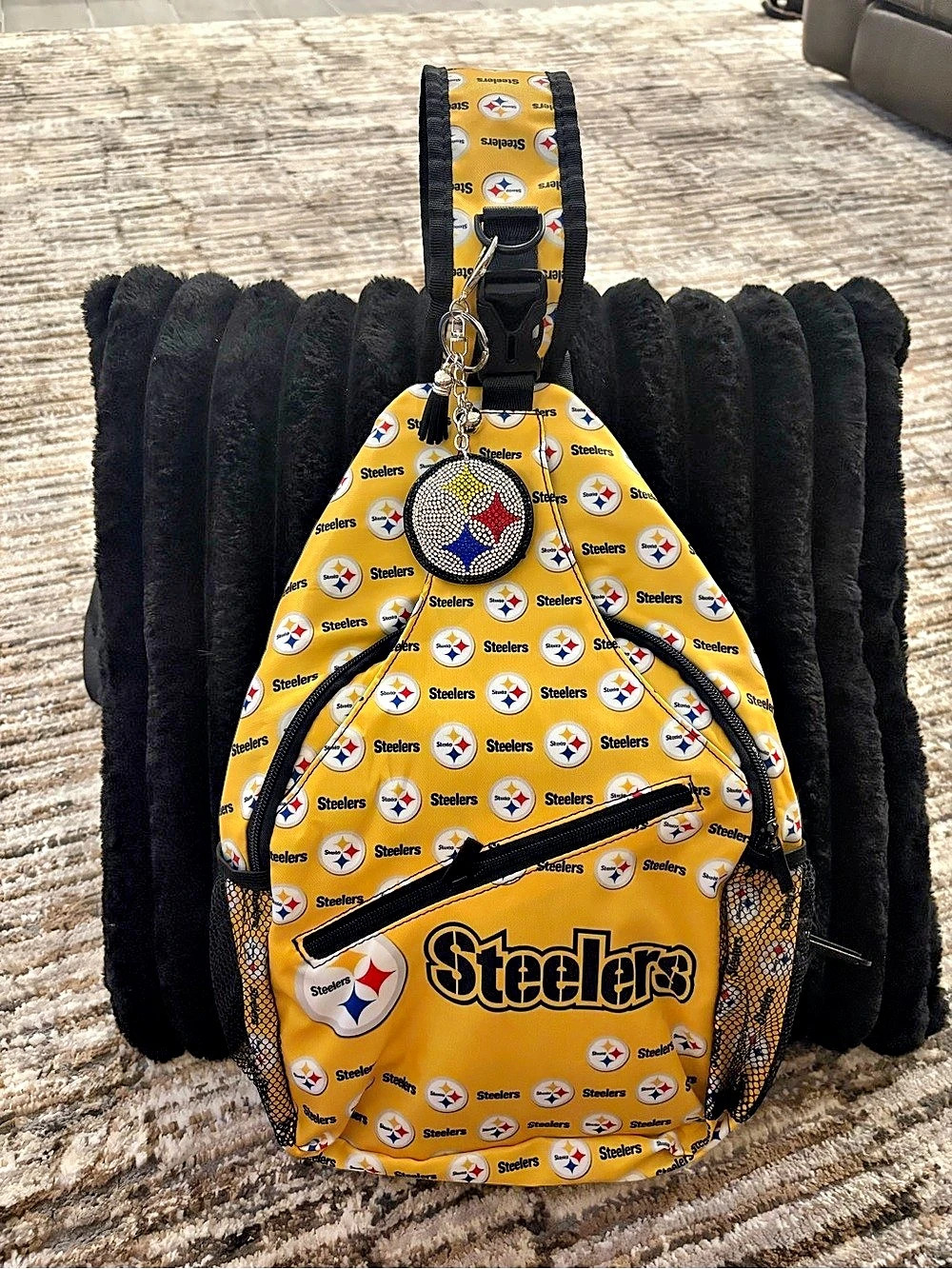 Steelers shoulder Backpack in Yellow & Black